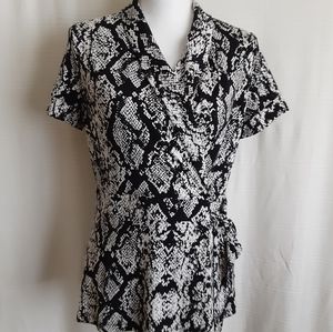 Calvin klein blouse S/CH/P $18